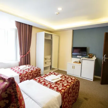 Royal Life Exclusive 4* טראבזון