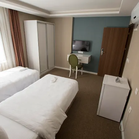 Royal Life Exclusive Hotel